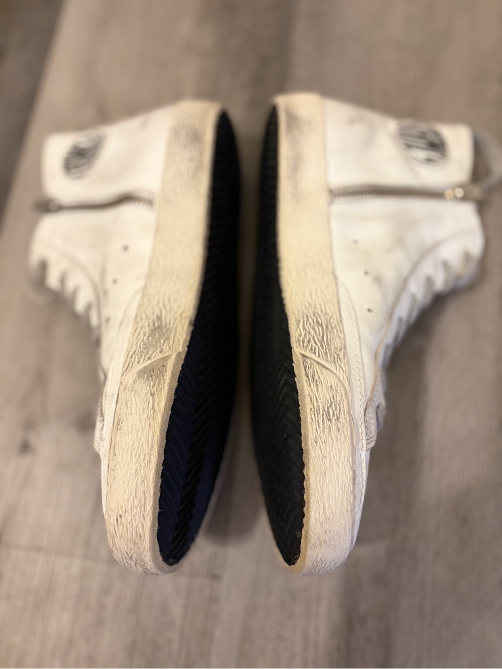 Golden Goose High-Top Sneakers in White with Silver Star Size 8.5/9 EU39 - Picture 9 of 13